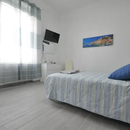 George House Apartment *