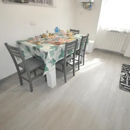 Apartment George House La Spezia